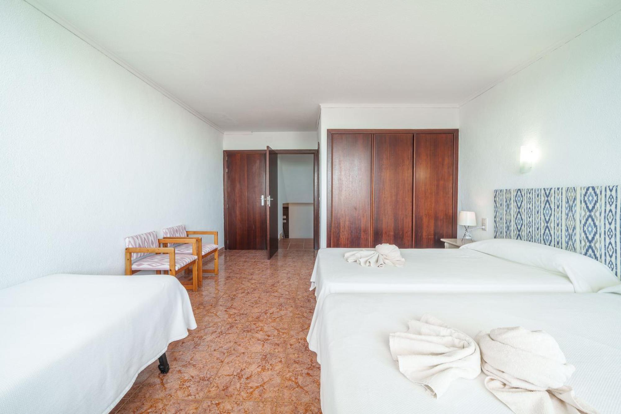 Apartment The Shell Ii, Beach Views And Pool อัลกูเดีย ภายนอก รูปภาพ
